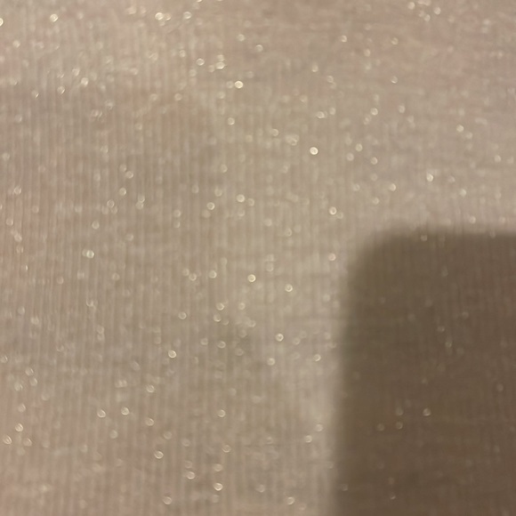 EUC Express women’s gold shimmer turtleneck top XL - Picture 2 of 6